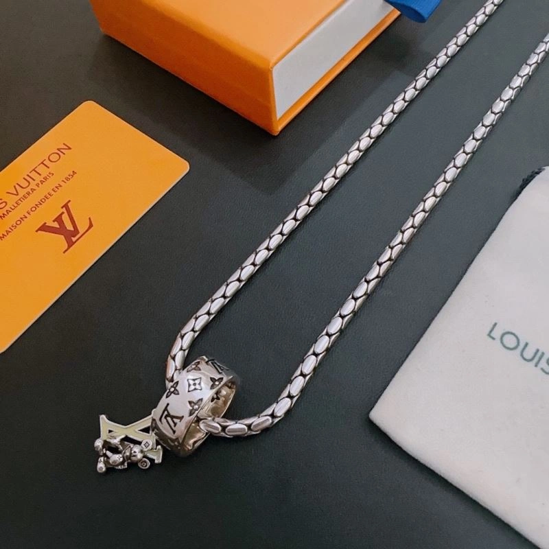 DailyWear Louis Vuitton Necklaces 250073