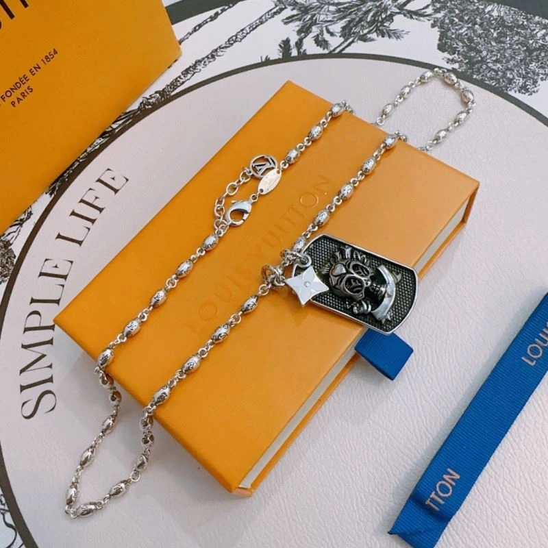 Louis Vuitton Necklaces ZipUp 250061