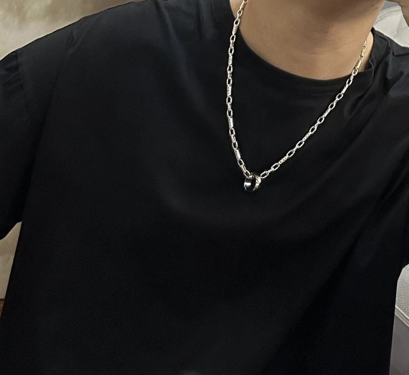 Trendy Louis Vuitton Necklaces 250066