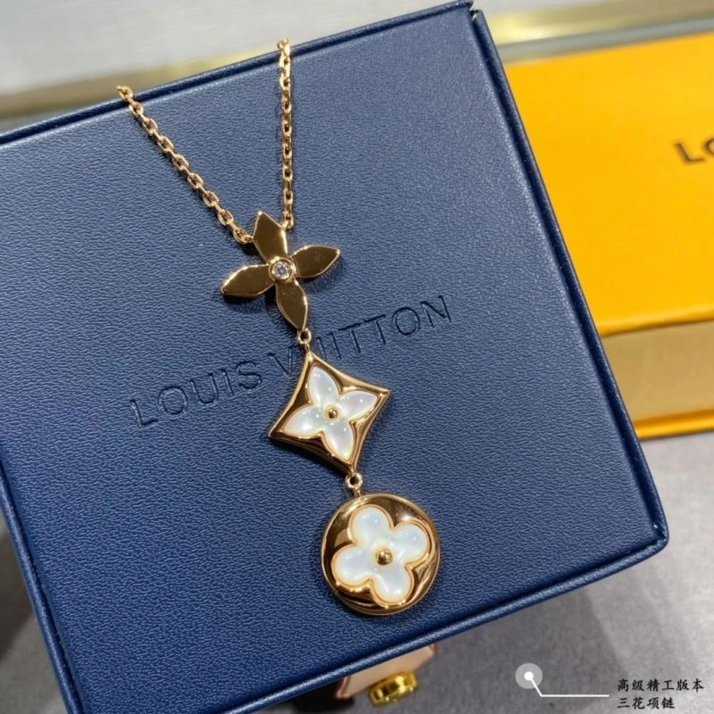 Fashionable Louis Vuitton Necklaces 250060