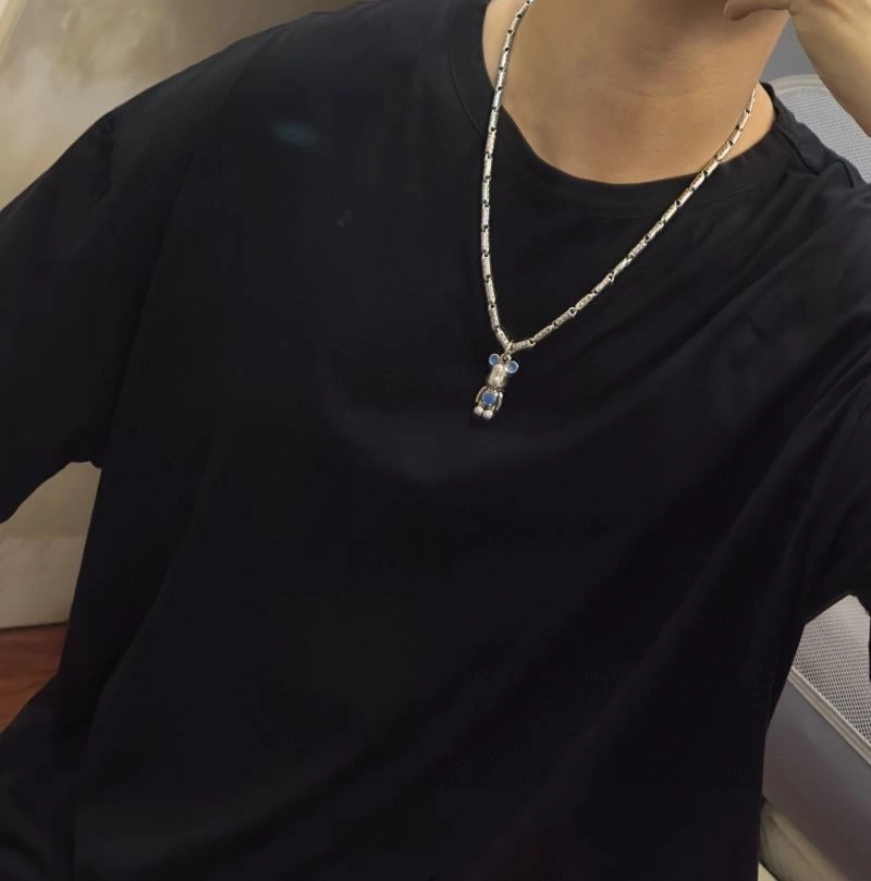 Reliable Louis Vuitton Necklaces 250059