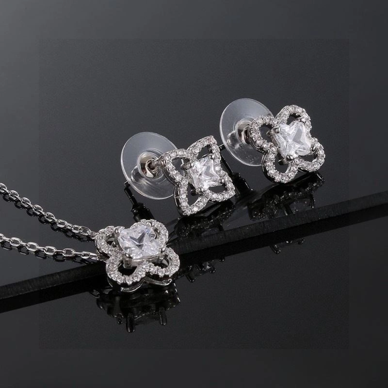 Soft Louis Vuitton Necklaces 250057