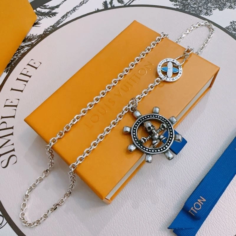 Louis Vuitton Necklaces Comfortable 250042
