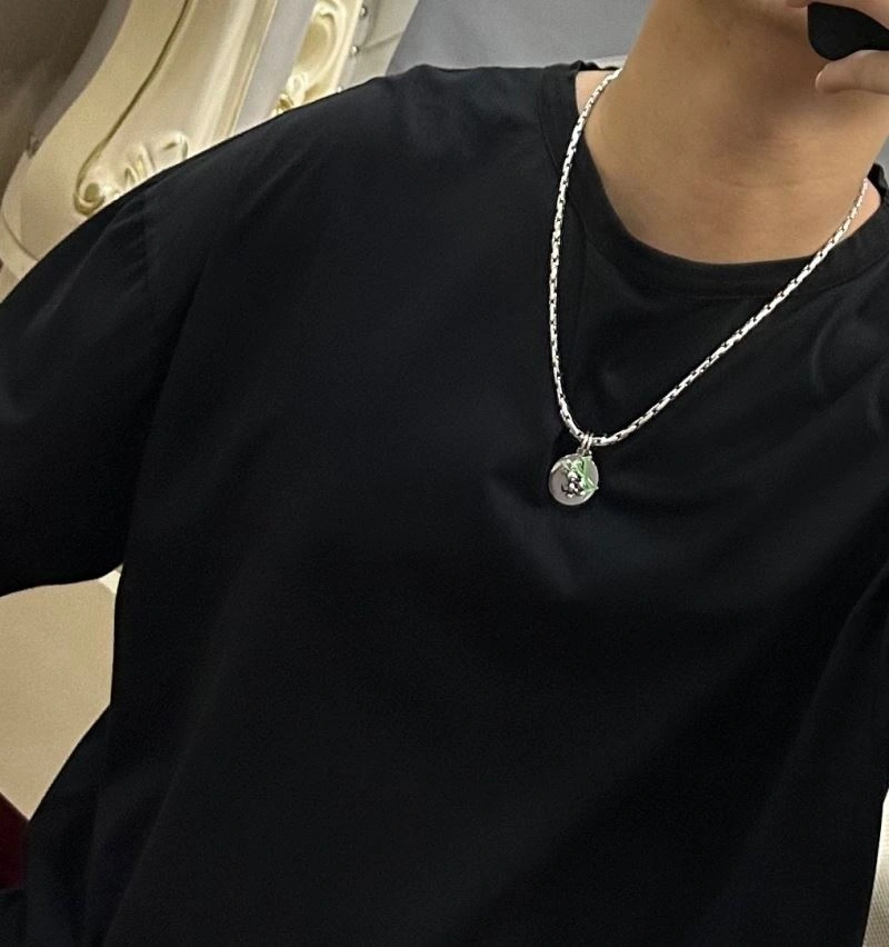 Louis Vuitton Necklaces TechFriendly 250052