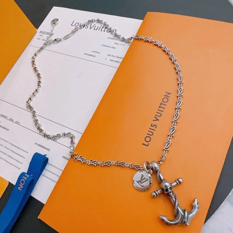 FreshLook Louis Vuitton Necklaces 250053