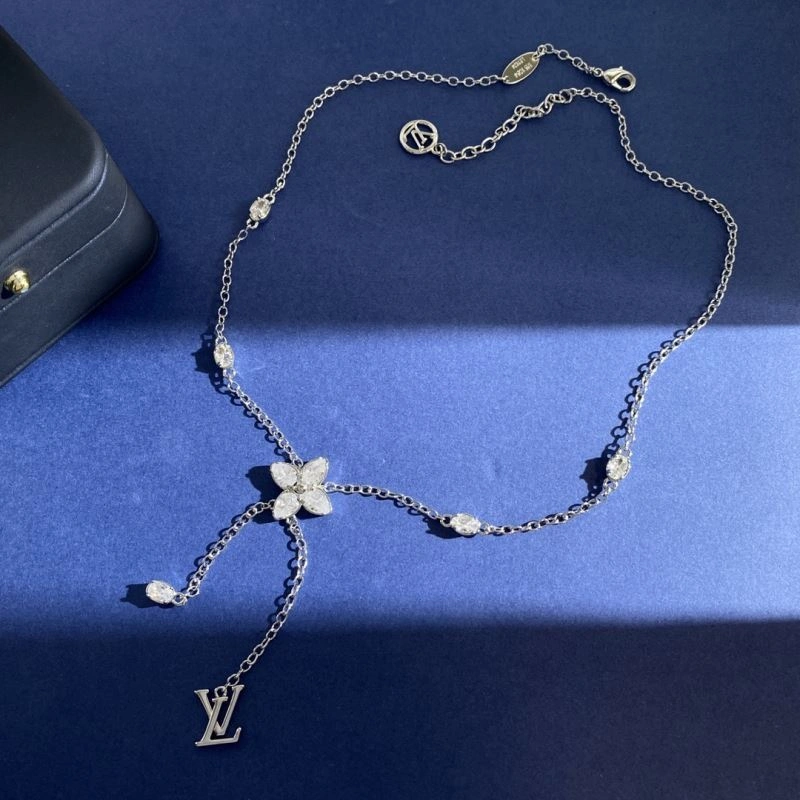 Louis Vuitton Necklaces Sophisticated 250037