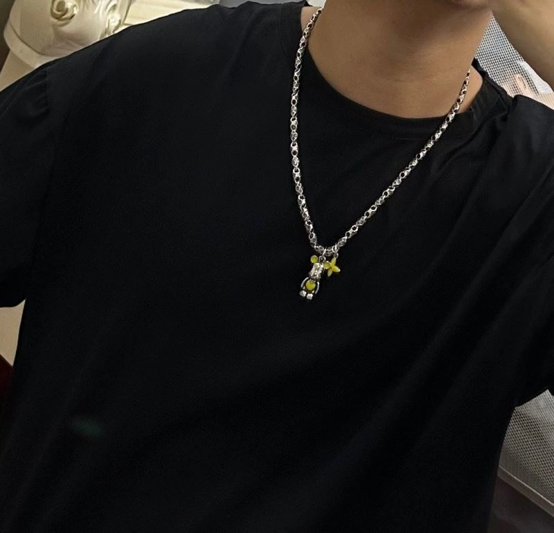 ZeroBulk Louis Vuitton Necklaces 250022