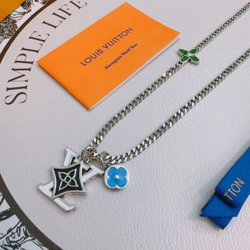 WaterResistant Louis Vuitton Necklaces 250000