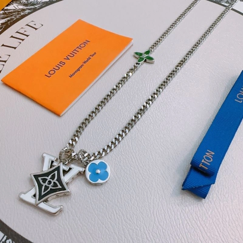 WaterResistant Louis Vuitton Necklaces 250000