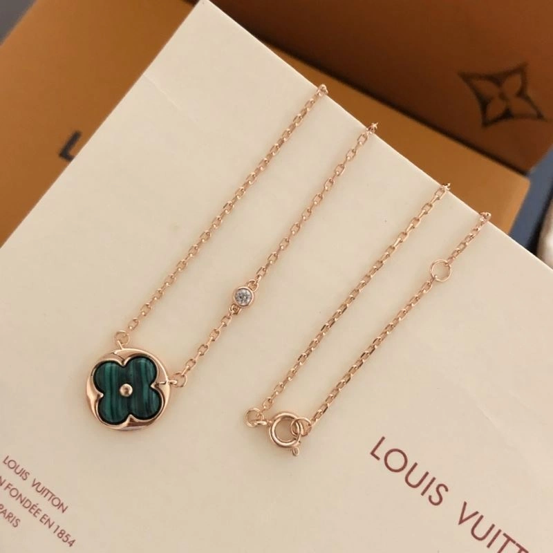 Louis Vuitton Necklaces FastDry 250026
