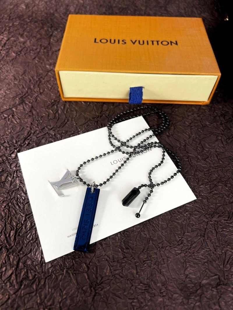 Stylish Louis Vuitton Necklaces 250001