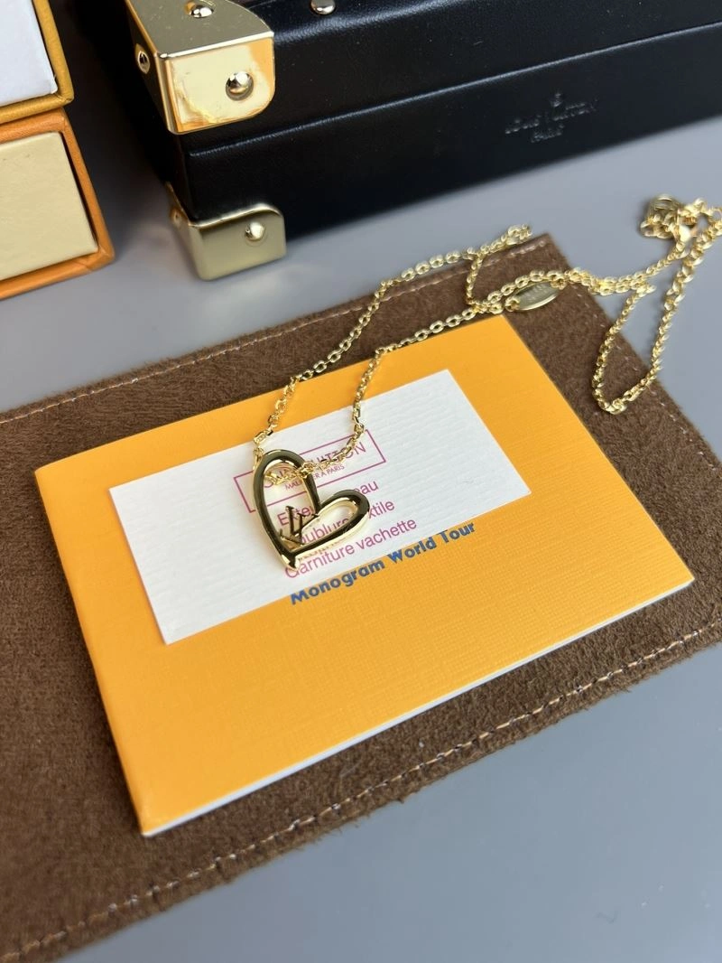 Louis Vuitton Necklaces Stretchable 249998