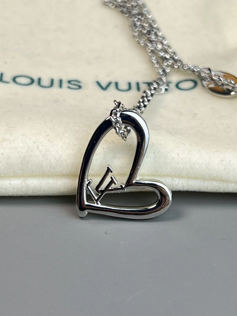 Louis Vuitton Necklaces TravelReady 250005