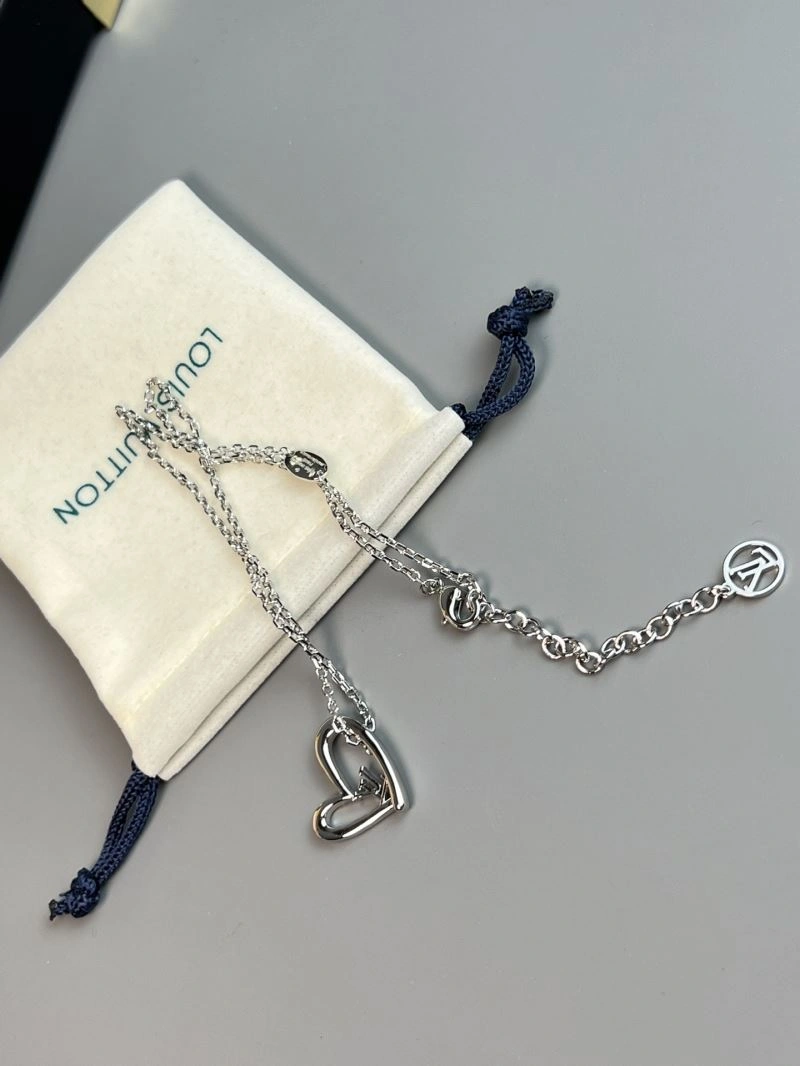 Louis Vuitton Necklaces TravelReady 250005