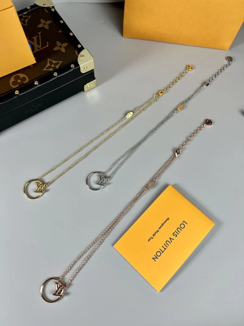 Louis Vuitton Necklaces Lightweight 250029