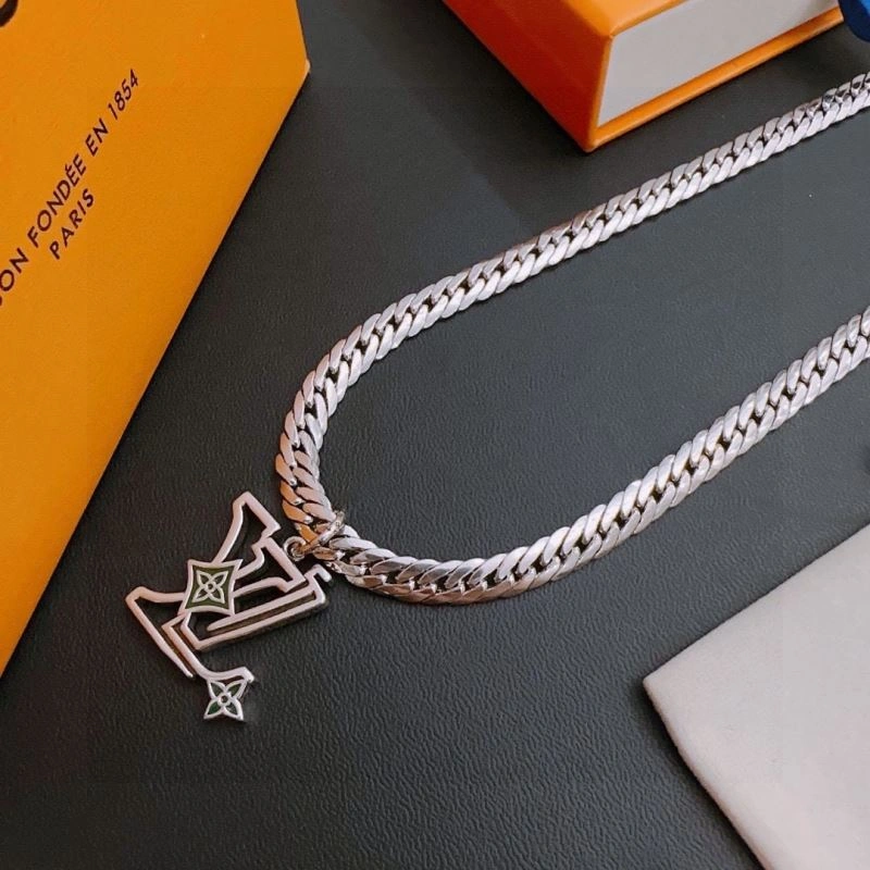Effortless Louis Vuitton Necklaces 250008