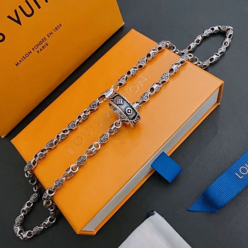 Louis Vuitton Necklaces TopPick 250013