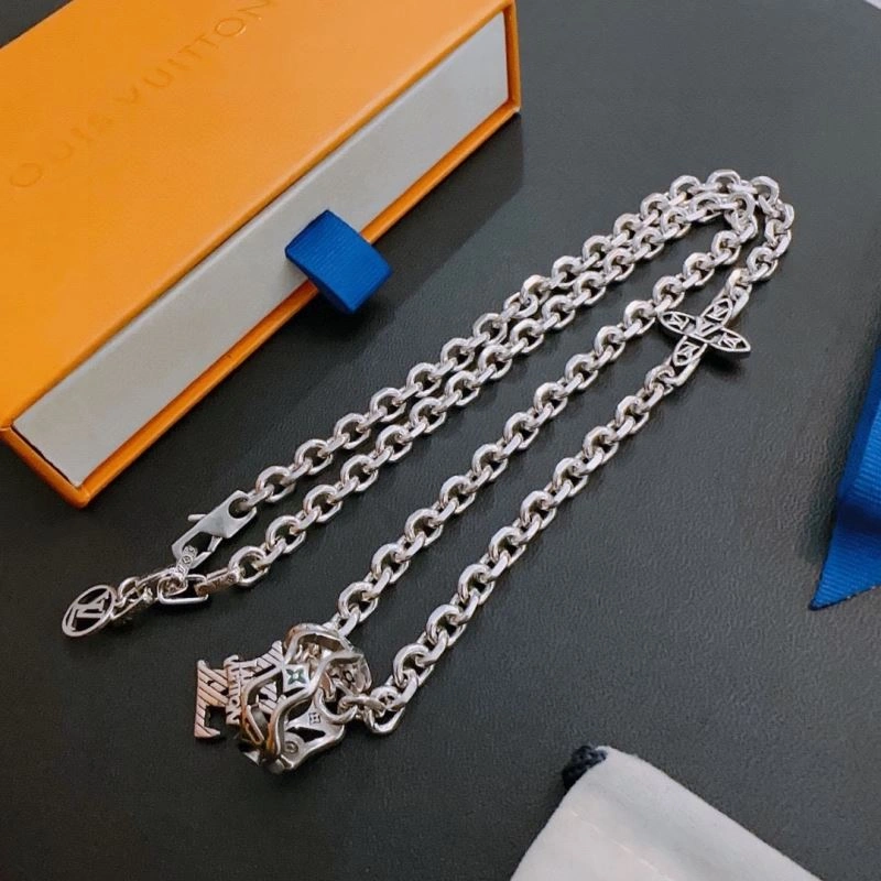 Louis Vuitton Necklaces Tailored 250020