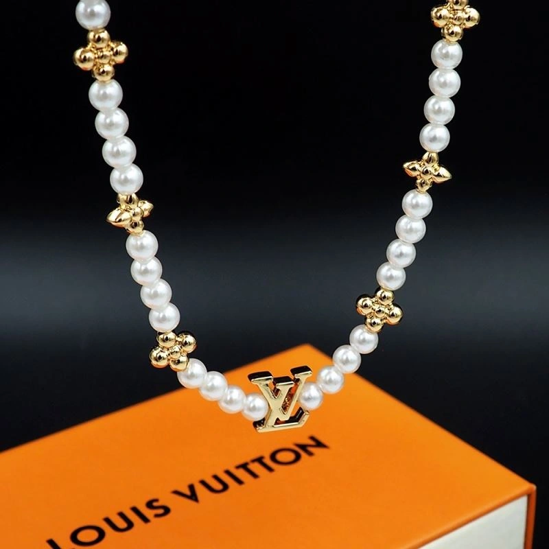 Louis Vuitton Necklaces TravelReady 250030