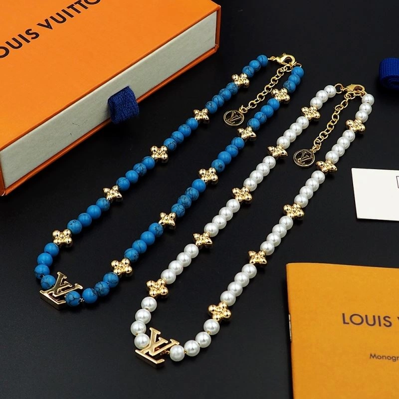 Louis Vuitton Necklaces TravelReady 250030