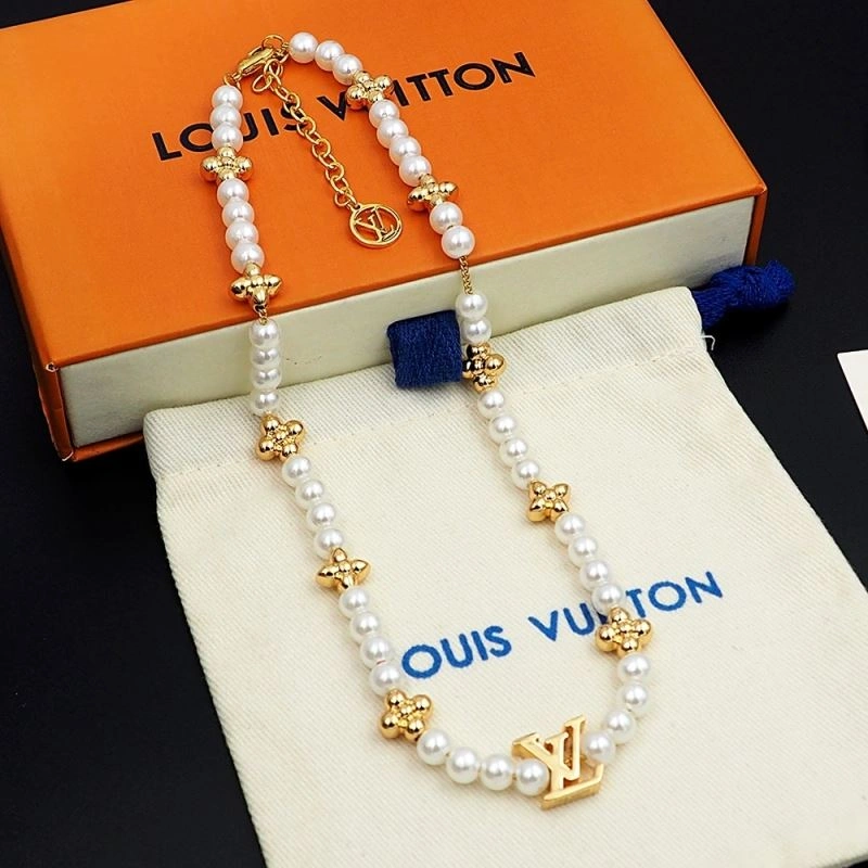 Louis Vuitton Necklaces TravelReady 250030