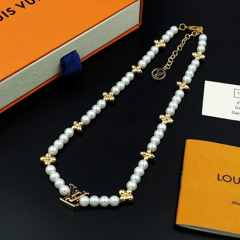 Louis Vuitton Necklaces TravelReady 250030