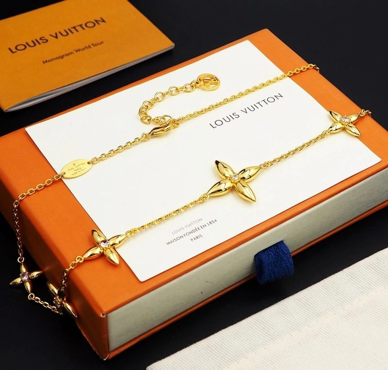 Louis Vuitton Necklaces SmartChoice 249995