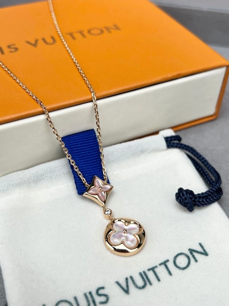 Louis Vuitton Necklaces Trendy 249994