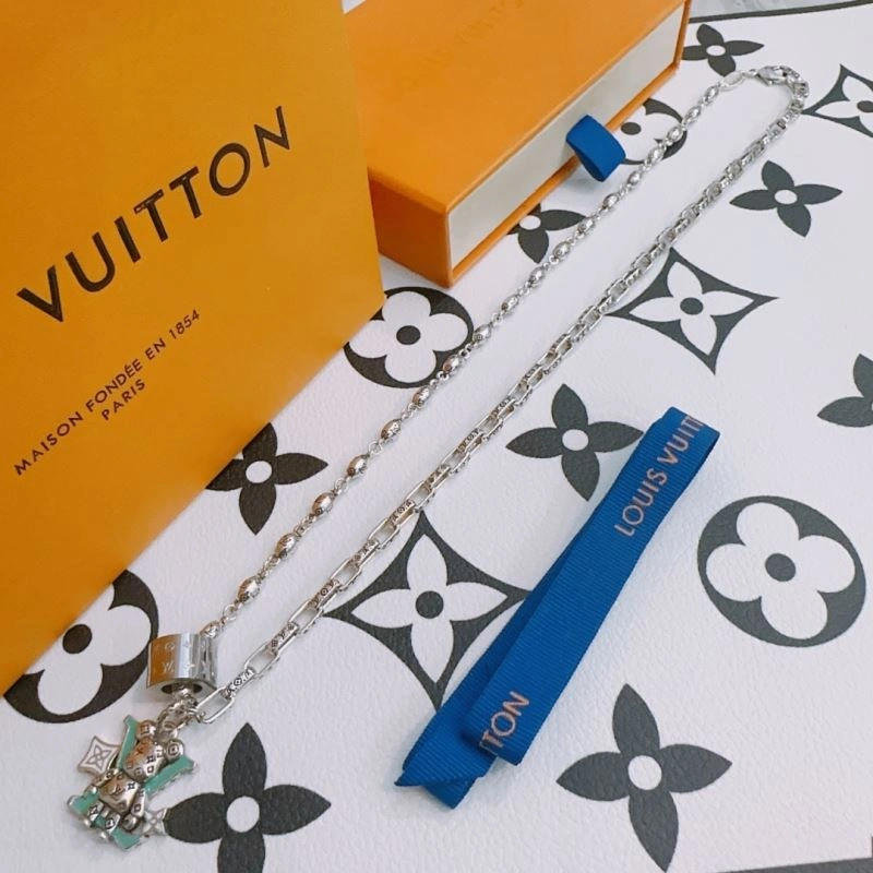Soft Louis Vuitton Necklaces 249974