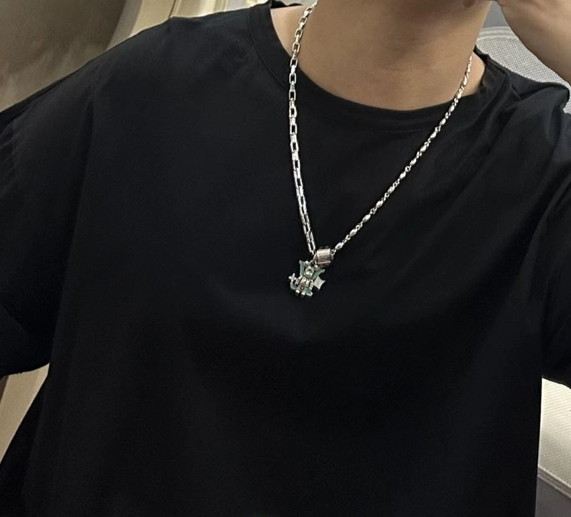 Soft Louis Vuitton Necklaces 249974
