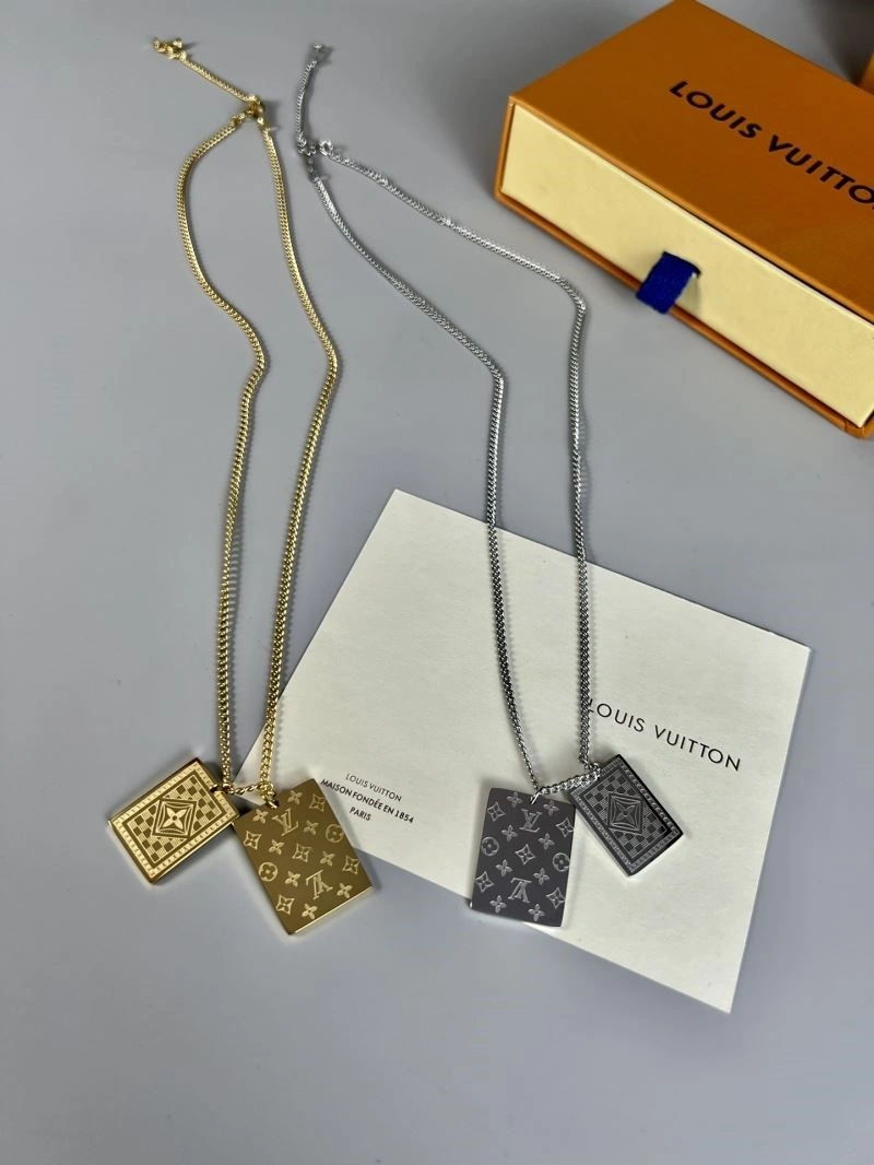 Louis Vuitton Necklaces Breathable 249785