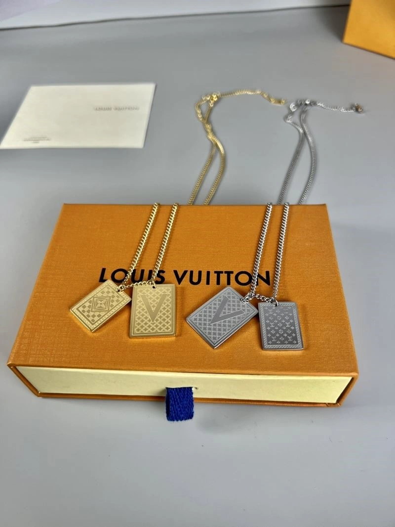 Louis Vuitton Necklaces Breathable 249785