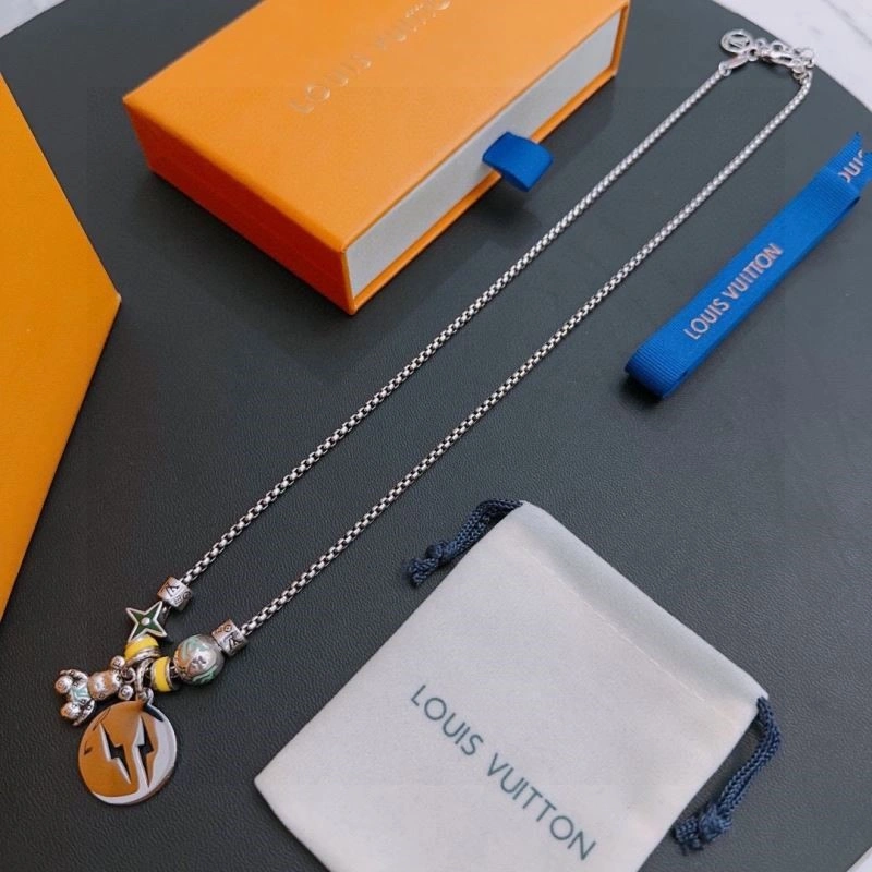 Louis Vuitton Necklaces TimelessDesign 249763
