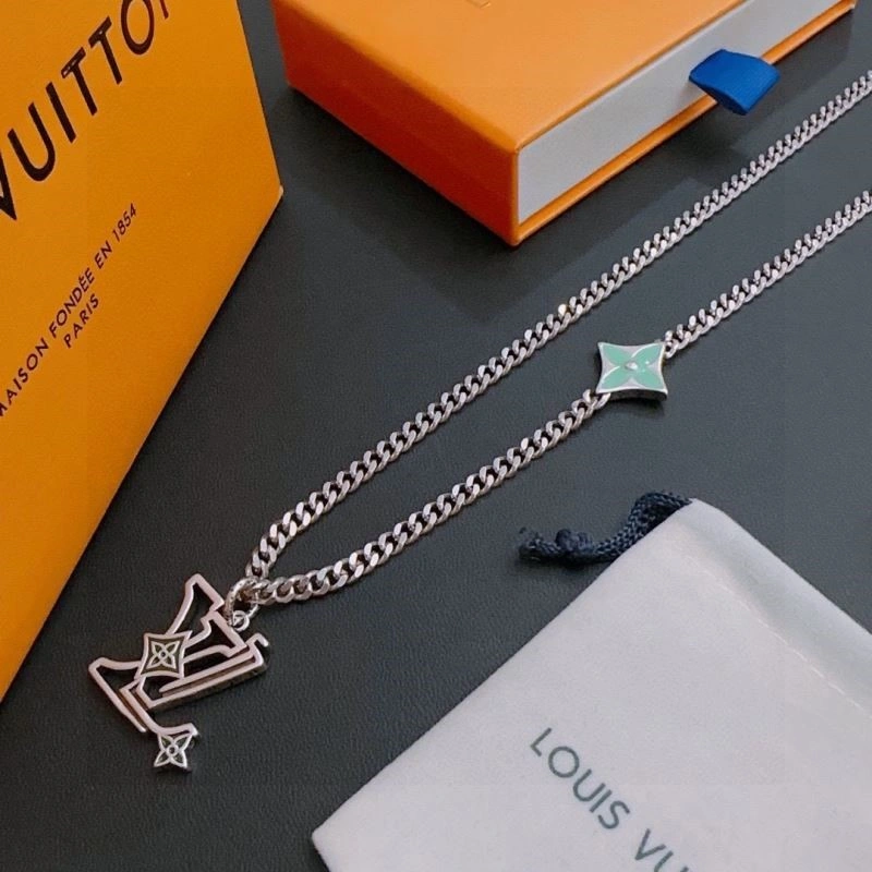 Durable Louis Vuitton Necklaces 249774