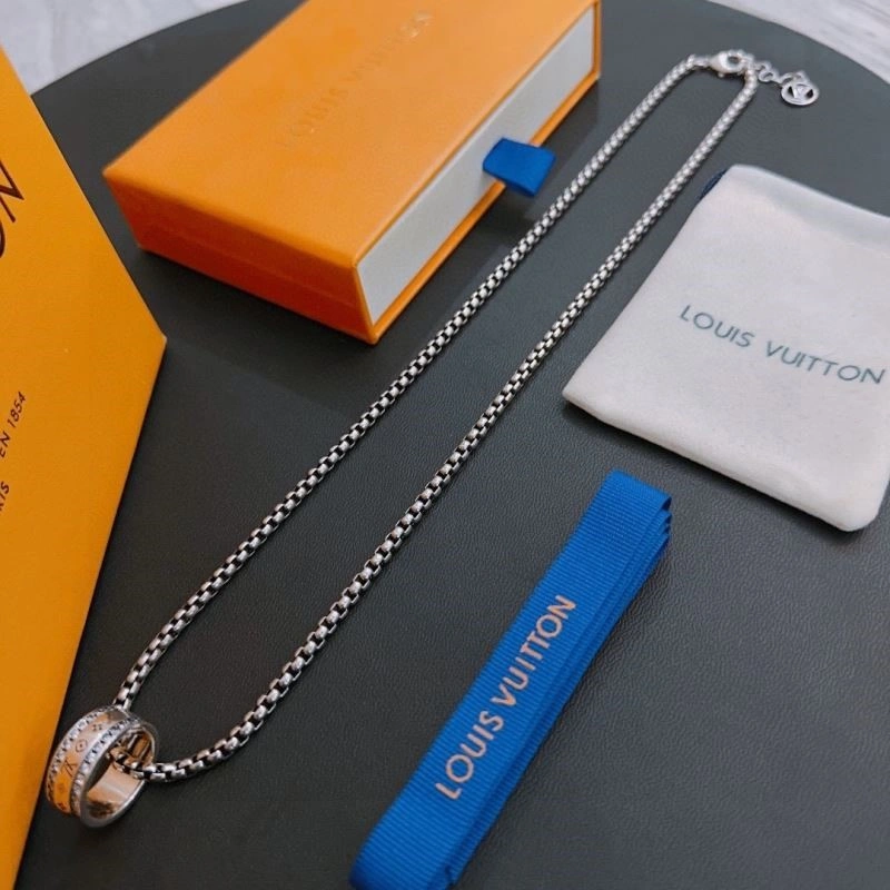 OnTrend Louis Vuitton Necklaces 249783