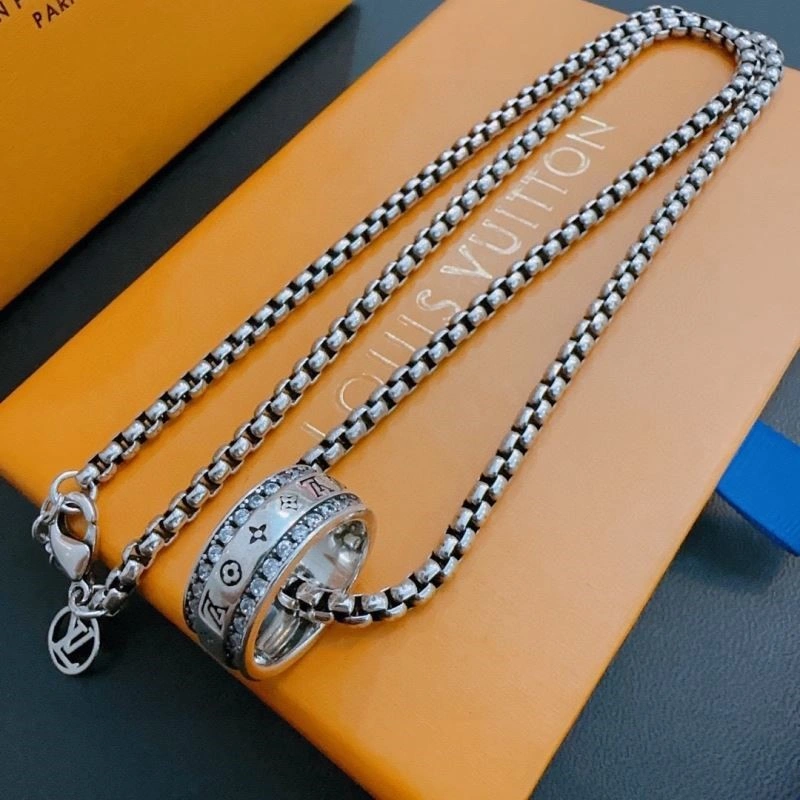 OnTrend Louis Vuitton Necklaces 249783