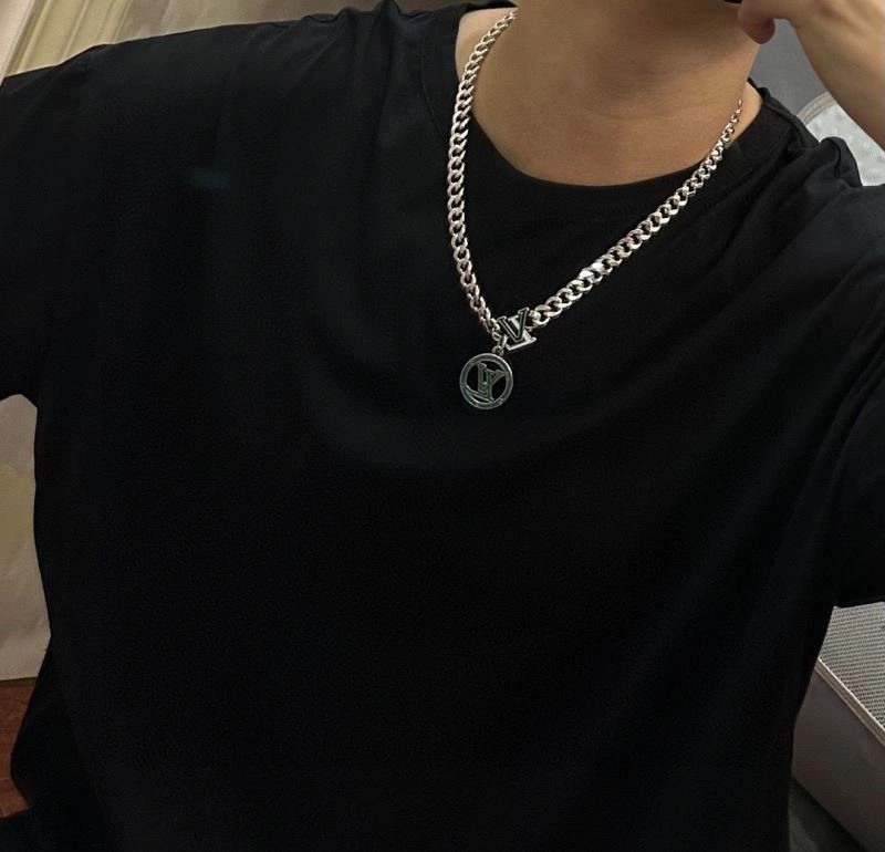 Louis Vuitton Necklaces Classic 249768