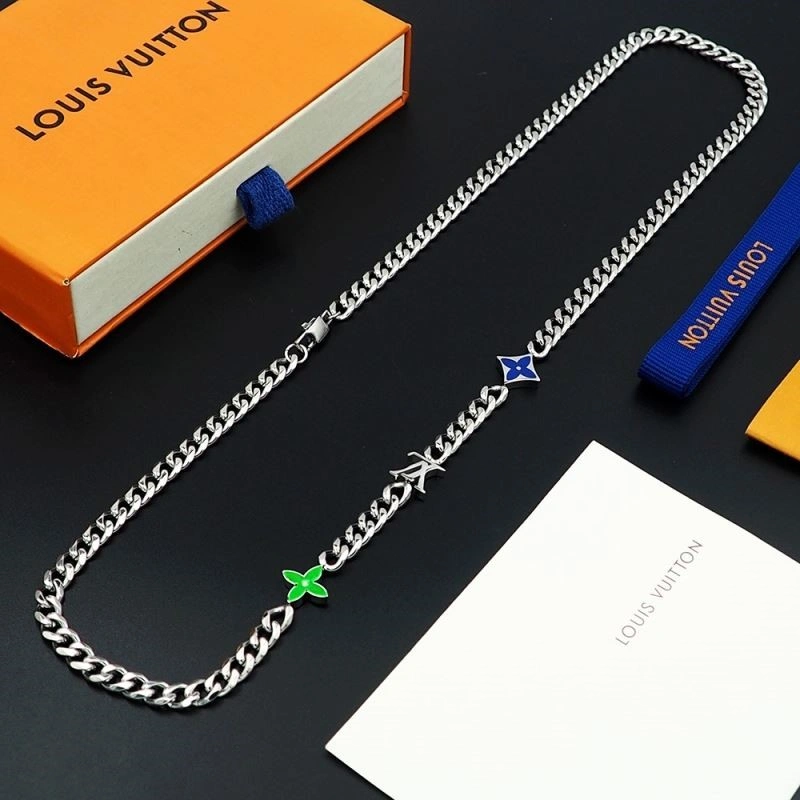 Louis Vuitton Necklaces ZipUp 249766