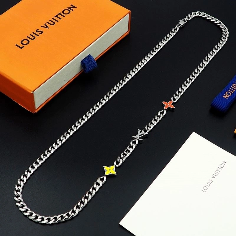Flexible Louis Vuitton Necklaces 249753