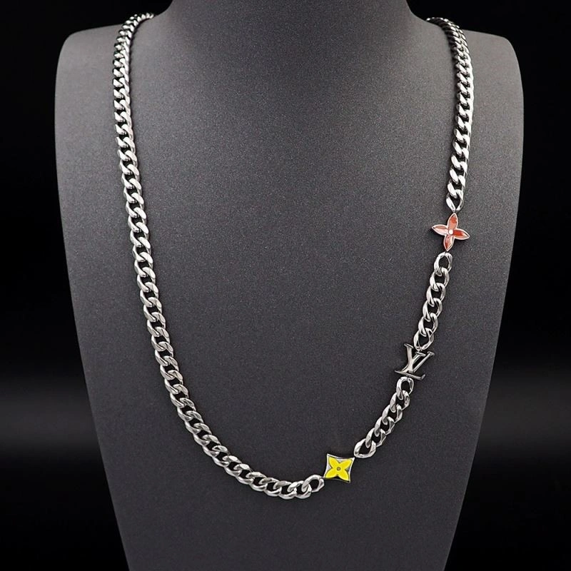 Flexible Louis Vuitton Necklaces 249753