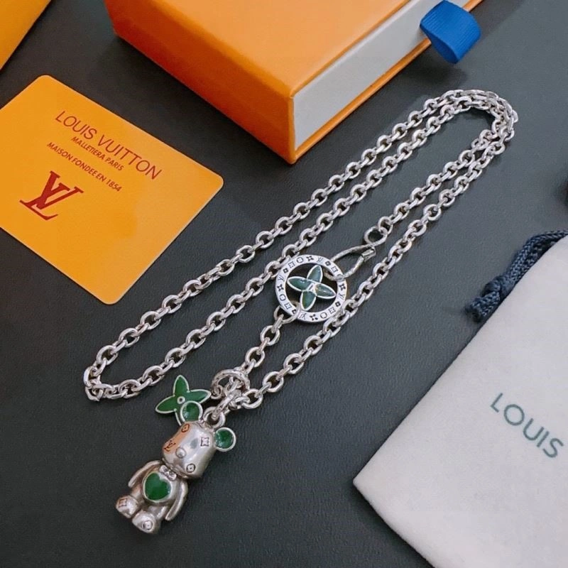 Louis Vuitton Necklaces ZipUp 249749