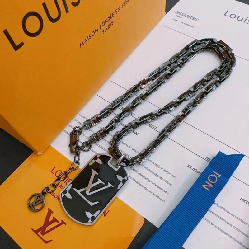 Sporty Louis Vuitton Necklaces 249727
