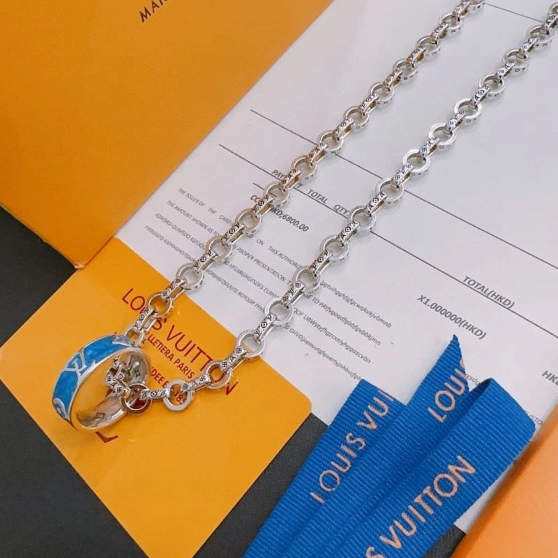 Popular Louis Vuitton Necklaces 249730