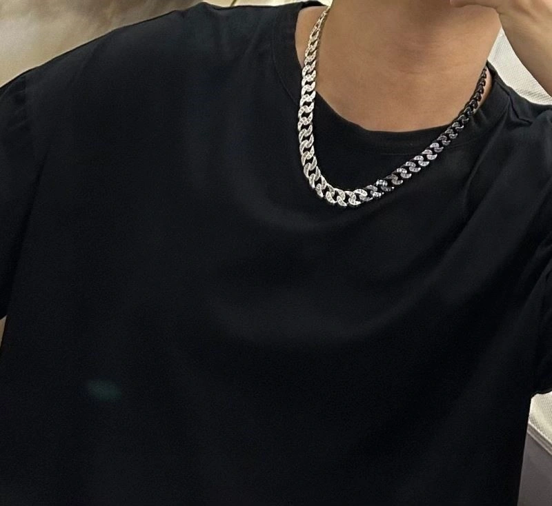 Louis Vuitton Necklaces ComfortFit 249740