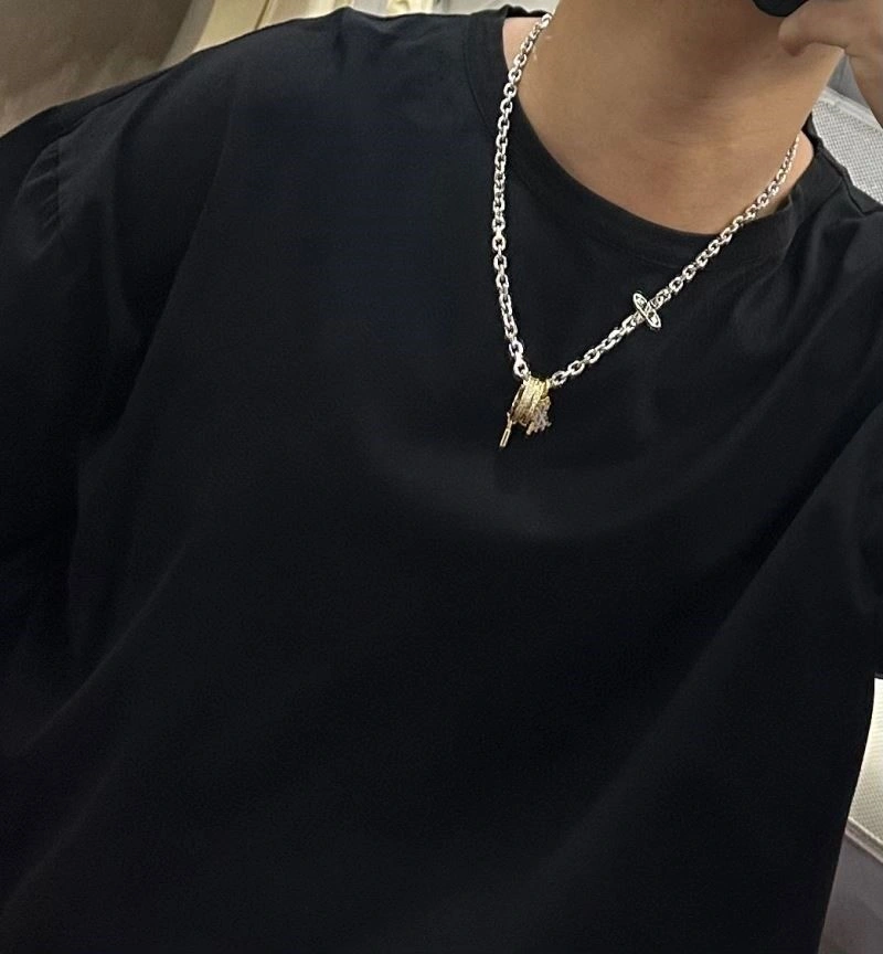 Packable Louis Vuitton Necklaces 249741