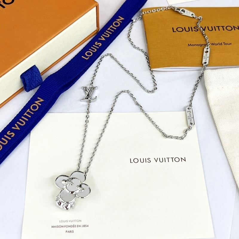 Louis Vuitton Necklaces OdorResistant 249736