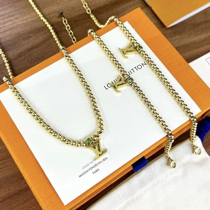 Louis Vuitton Necklaces SunProtective 249728