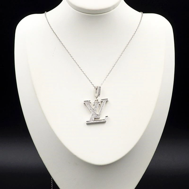Thermal Louis Vuitton Necklaces 249716