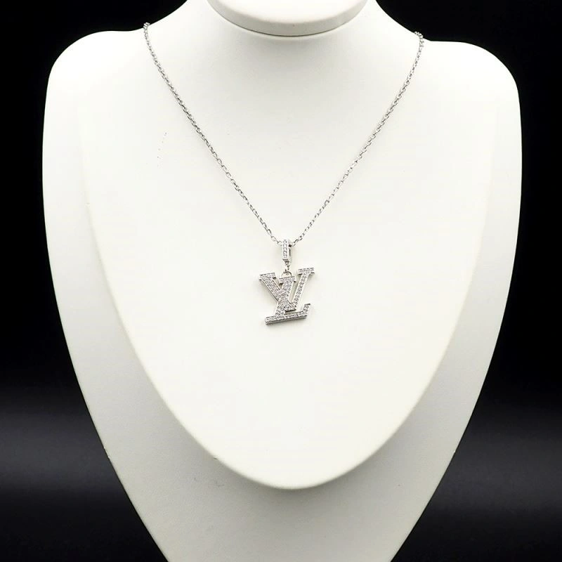 Louis Vuitton Necklaces Lightweight 249719