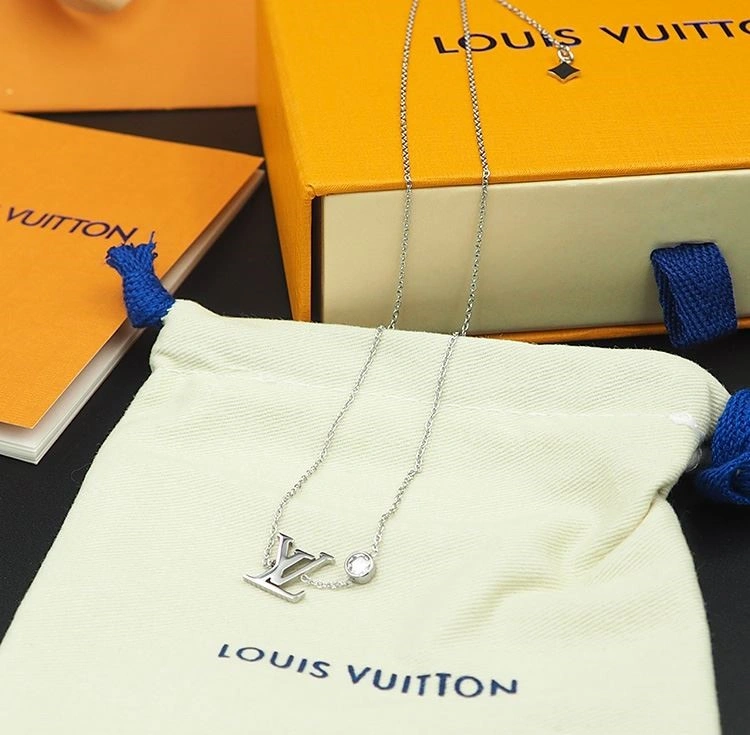 Louis Vuitton Necklaces OdorResistant 249732